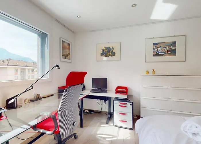 Of Sion, 1 Bedroom In A Luxury Building 시옹